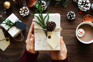 8 Super-Unique Holiday Gifts Perfect  For Every Beauty Lover On Your List!
